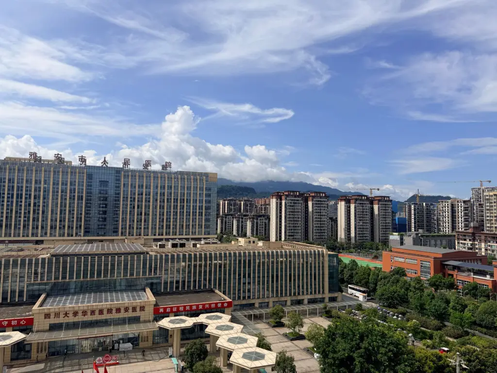 2025年潍坊面部整形技术新趋势：微创与个性化方案的融合