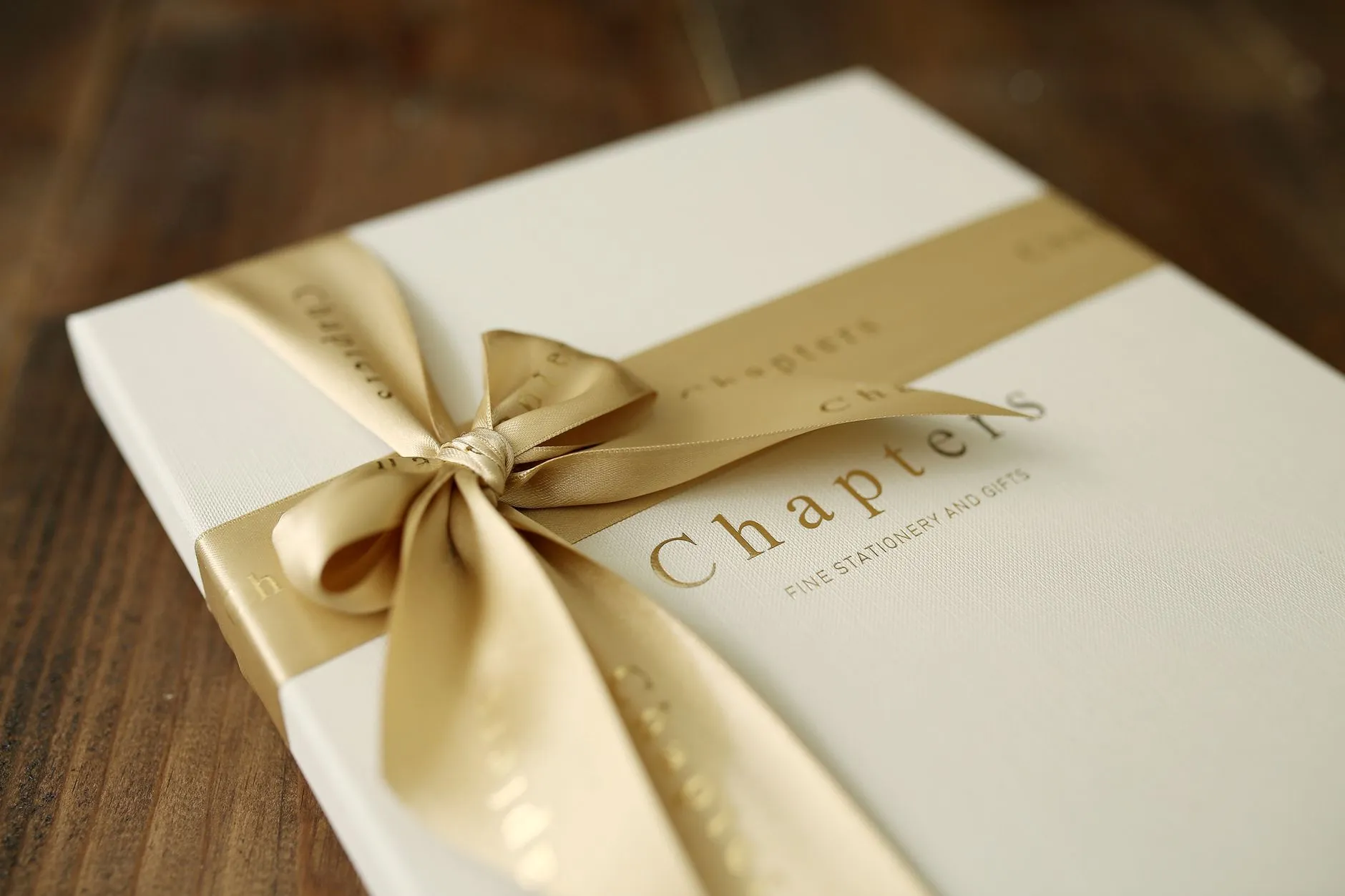 医美机构如何选择合规皮肤美容设备：超声刀与光子嫩肤对比指南